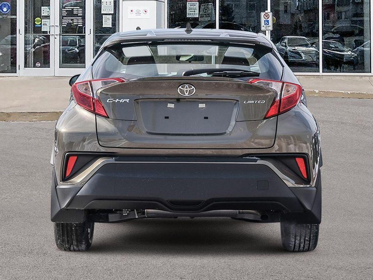 2021 Toyota CH-R LE-4