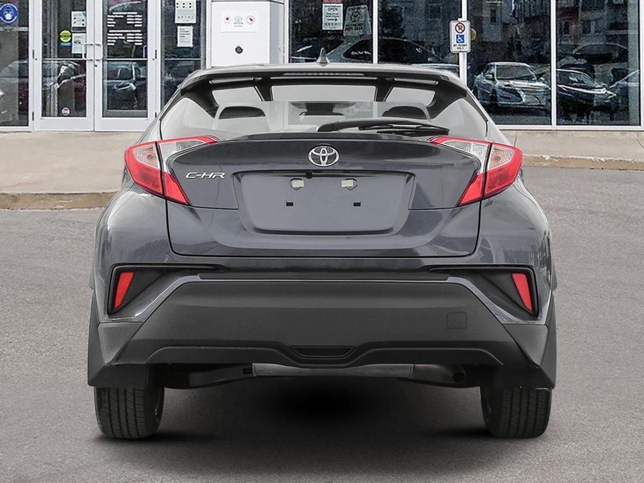 2021 Toyota CH-R LE-4