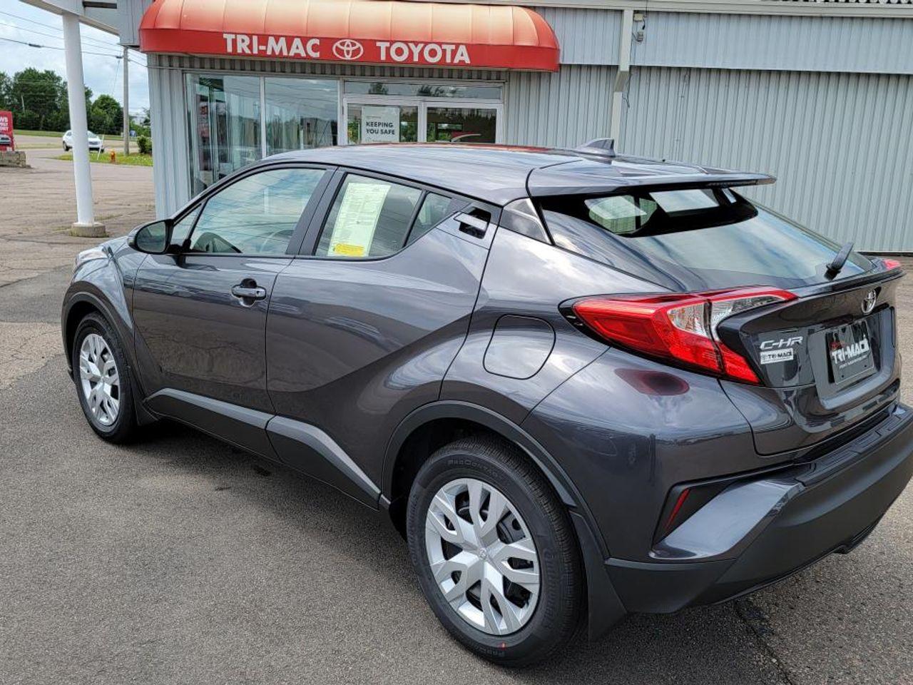 2021 Toyota CH-R LE-2