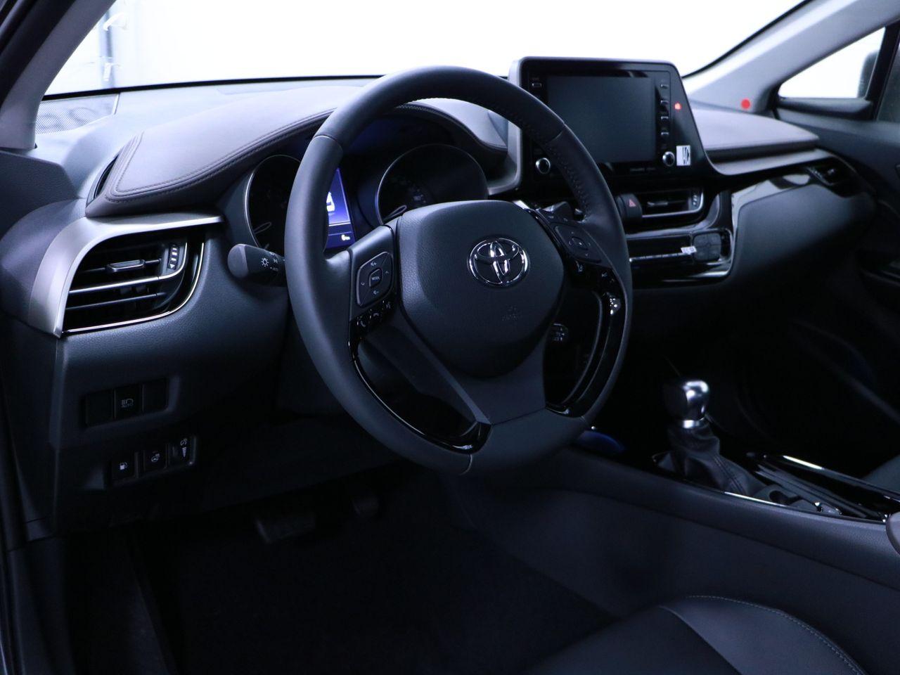2021 Toyota CH-R Limited-2