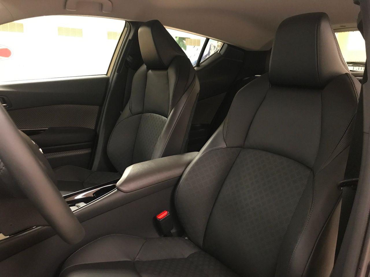 2021 Toyota CH-R Limited-2