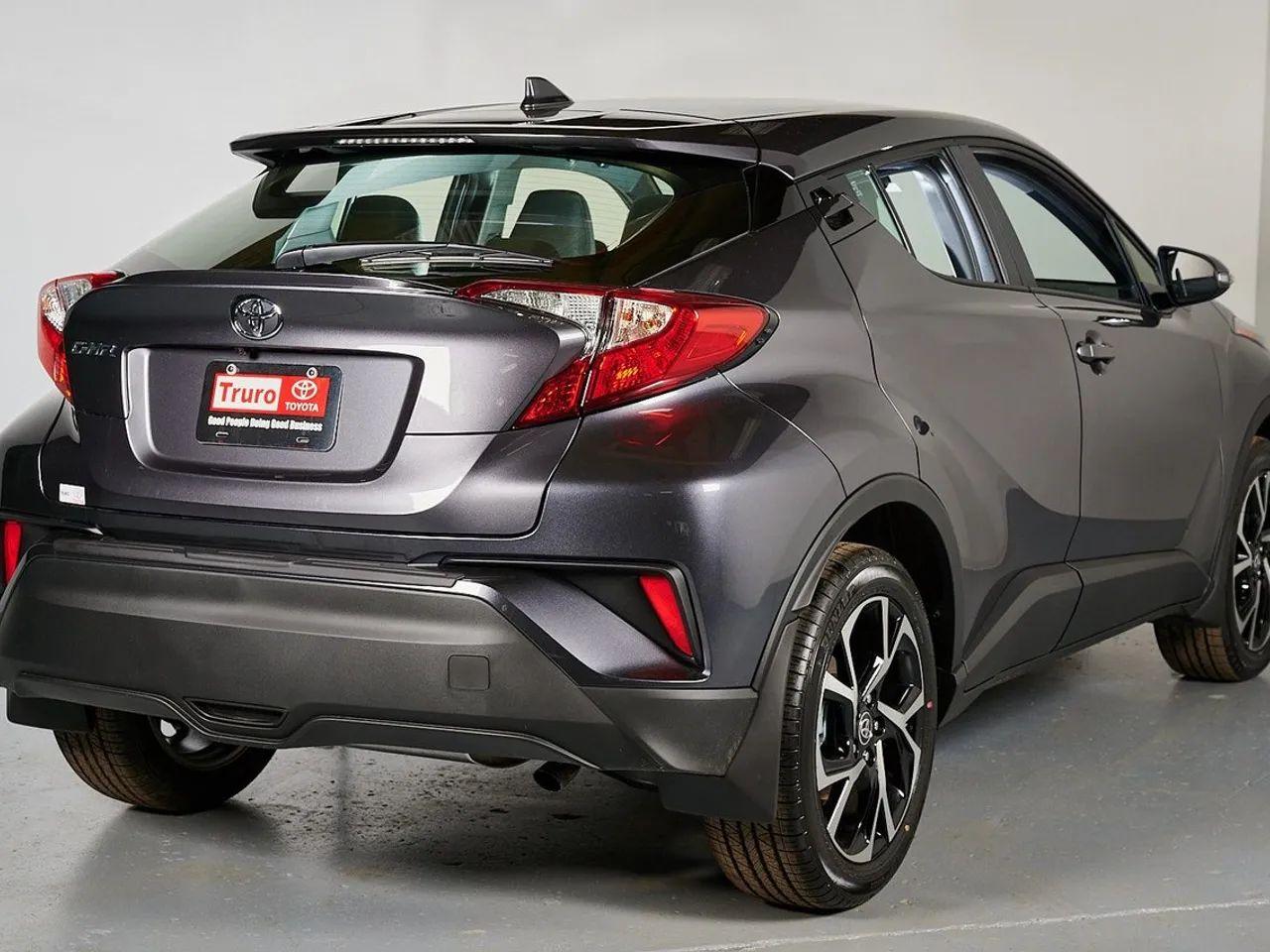 2021 Toyota CH-R XLE Premium-1