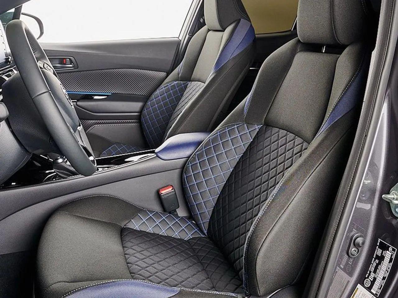 2021 Toyota CH-R XLE Premium-3