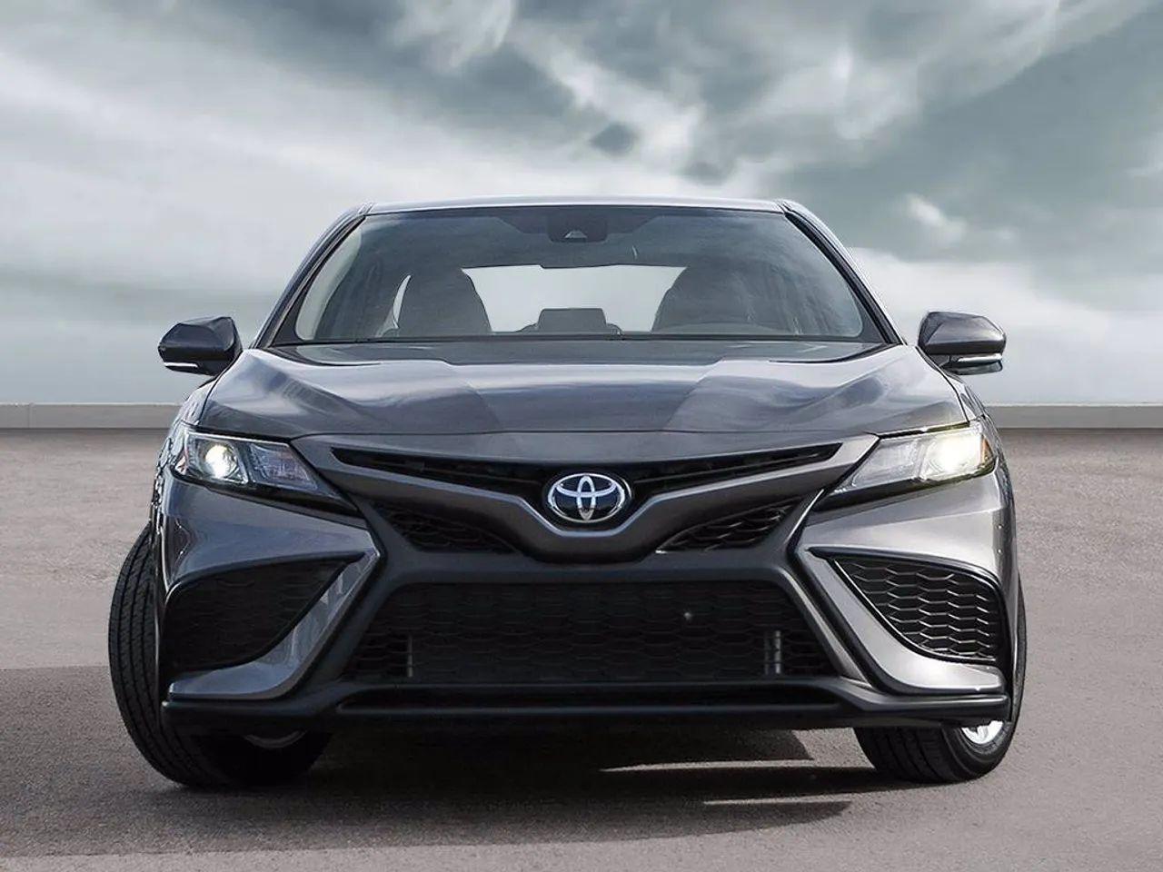 2021 Toyota Camry SE-1