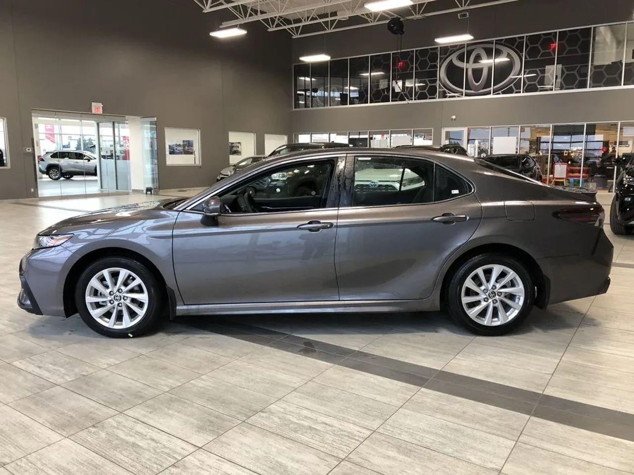 2021 Toyota Camry SE-4