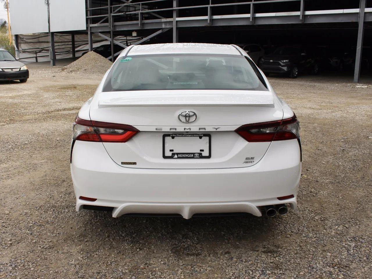 2021 Toyota Camry SE-4