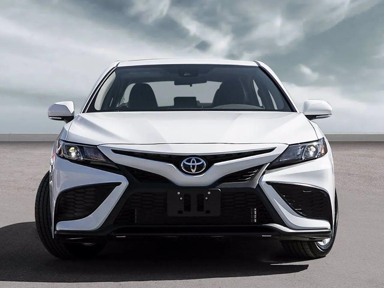 2021 Toyota Camry SE-1