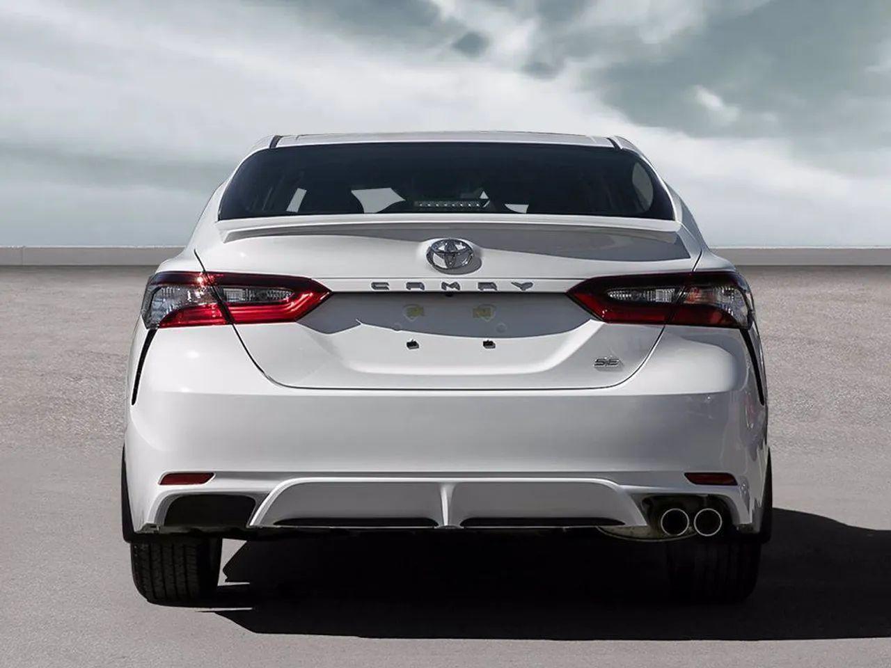 2021 Toyota Camry SE-4