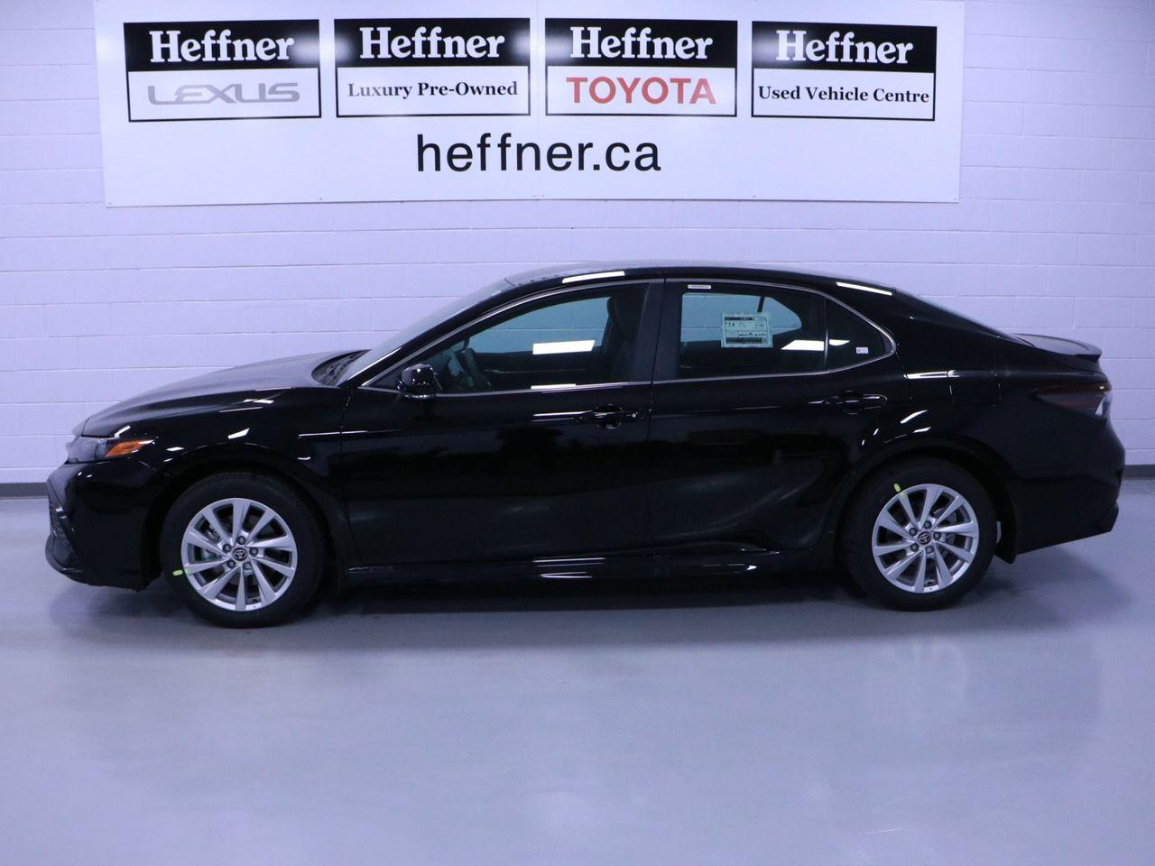 2021 Toyota Camry SE-1