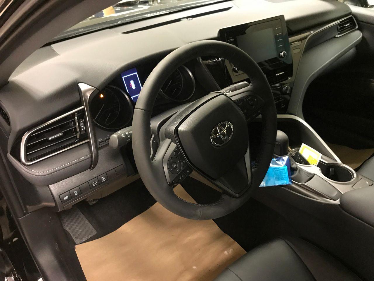 2021 Toyota Camry SE-3