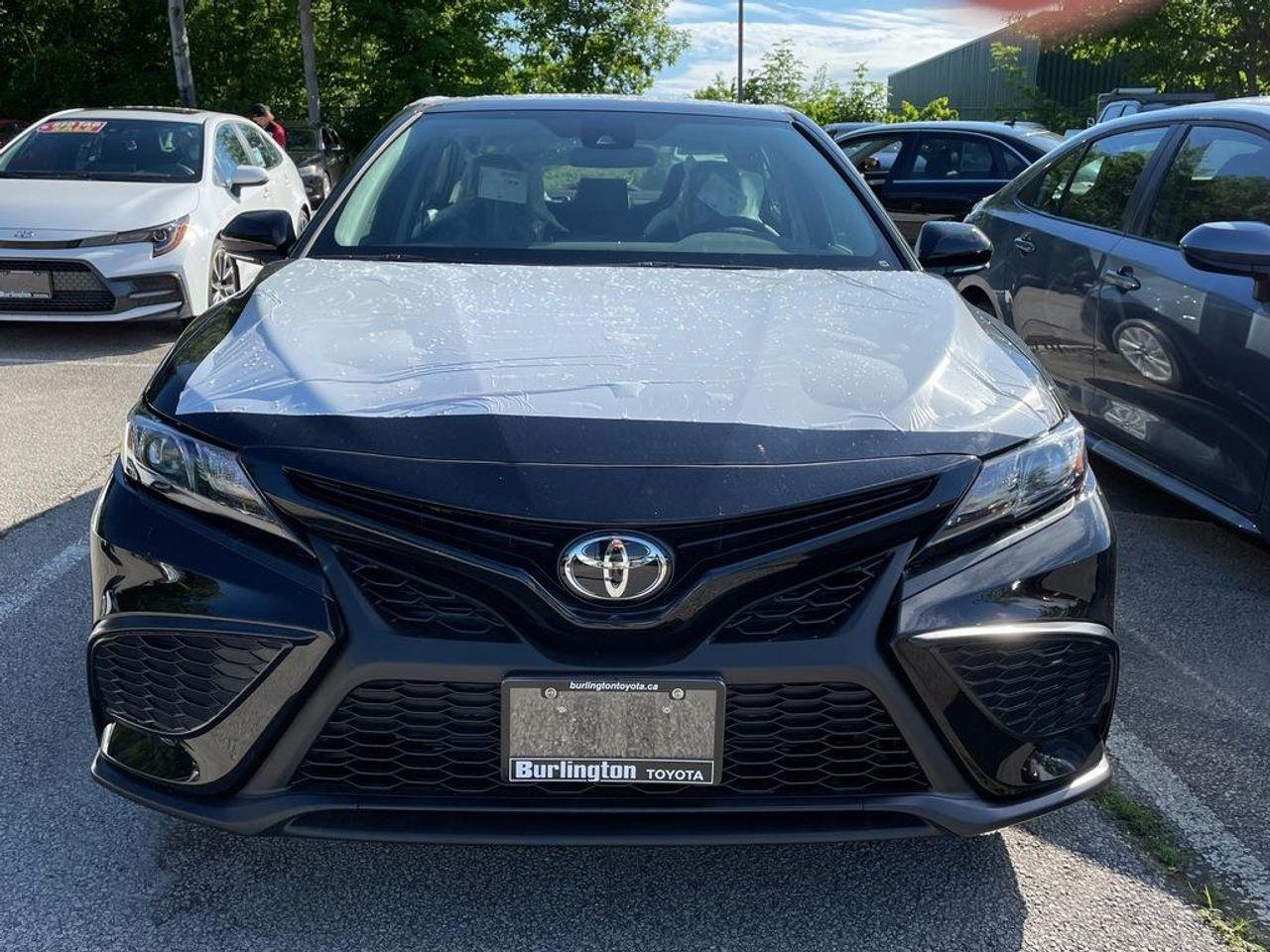 2021 Toyota Camry SE-1