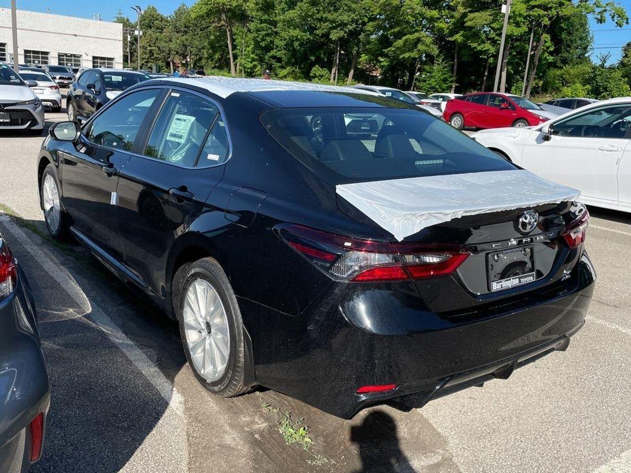 2021 Toyota Camry SE-4