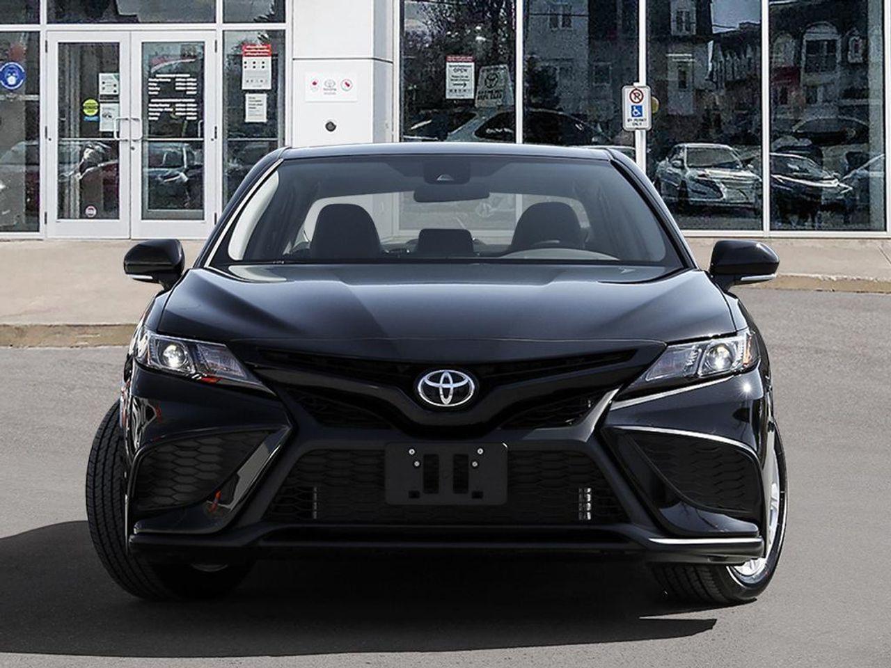 2021 Toyota Camry SE-1