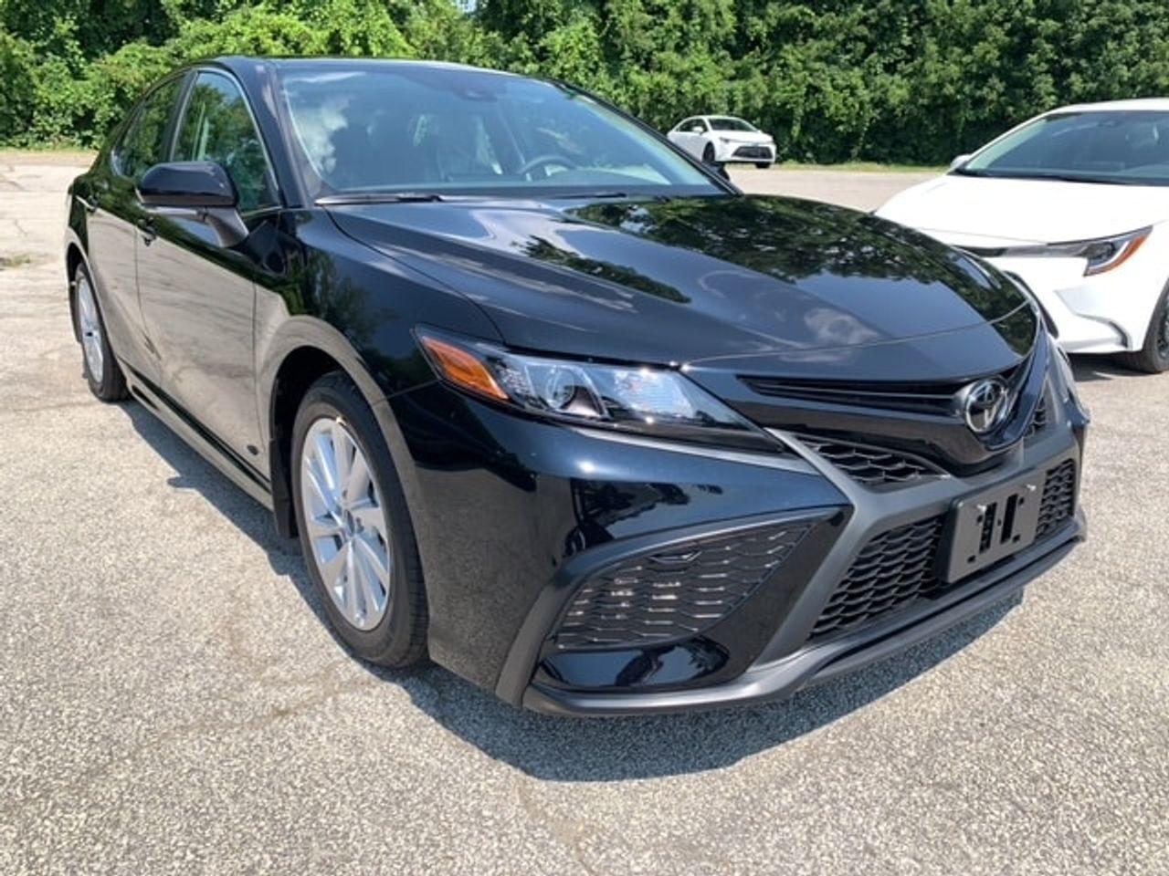 2021 Toyota Camry SE-2