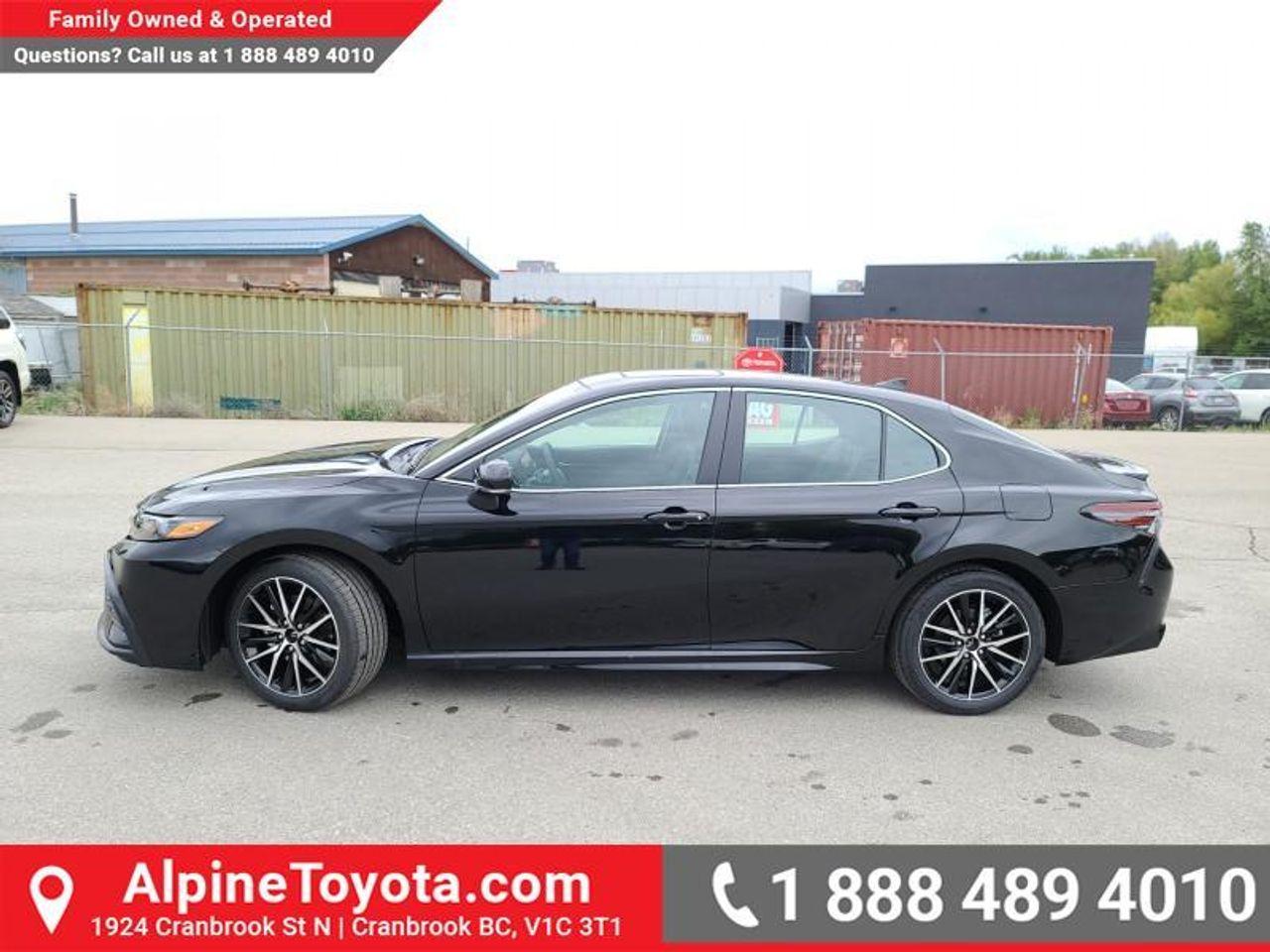 2021 Toyota Camry SE-1