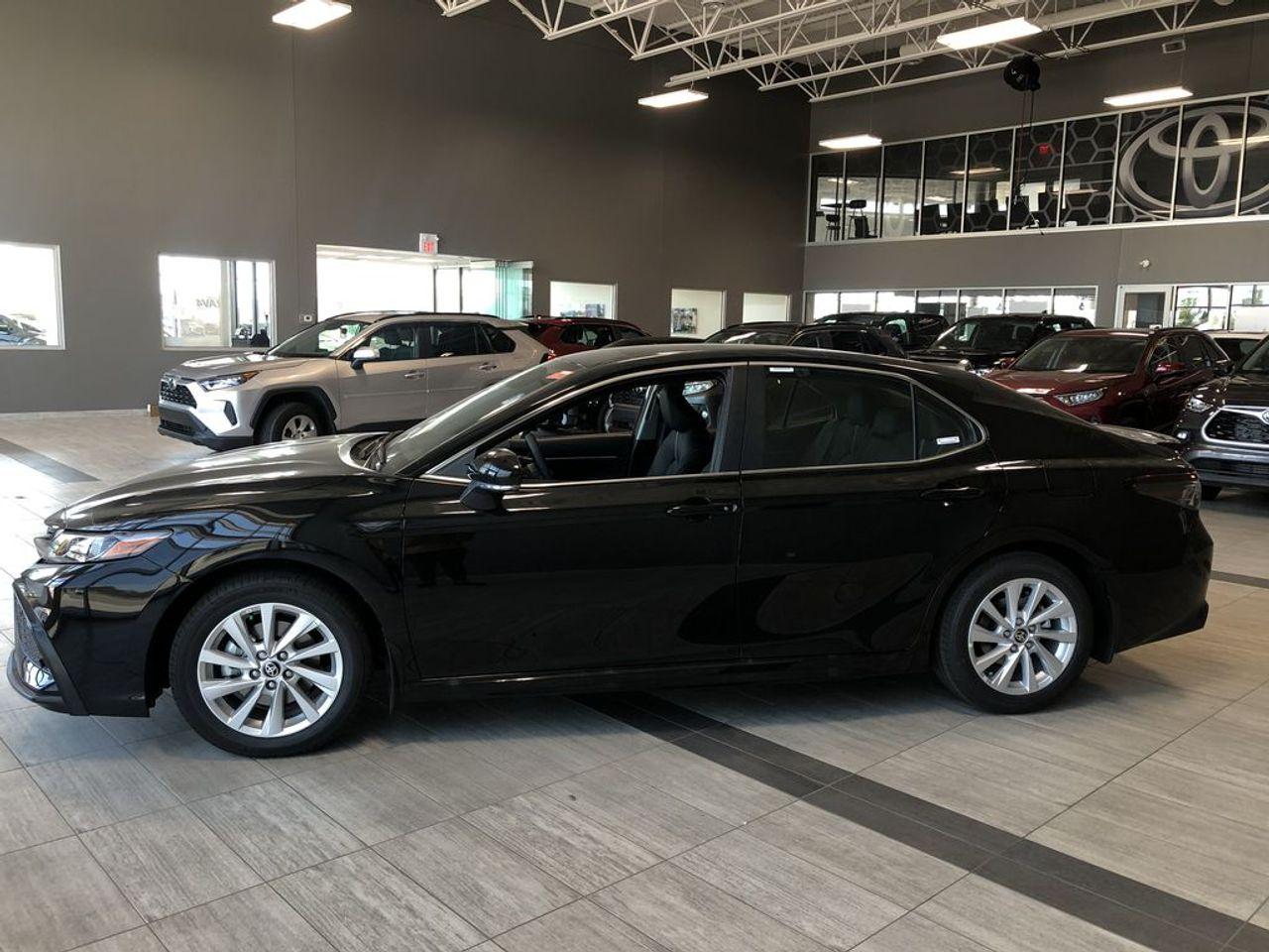 2021 Toyota Camry SE-4