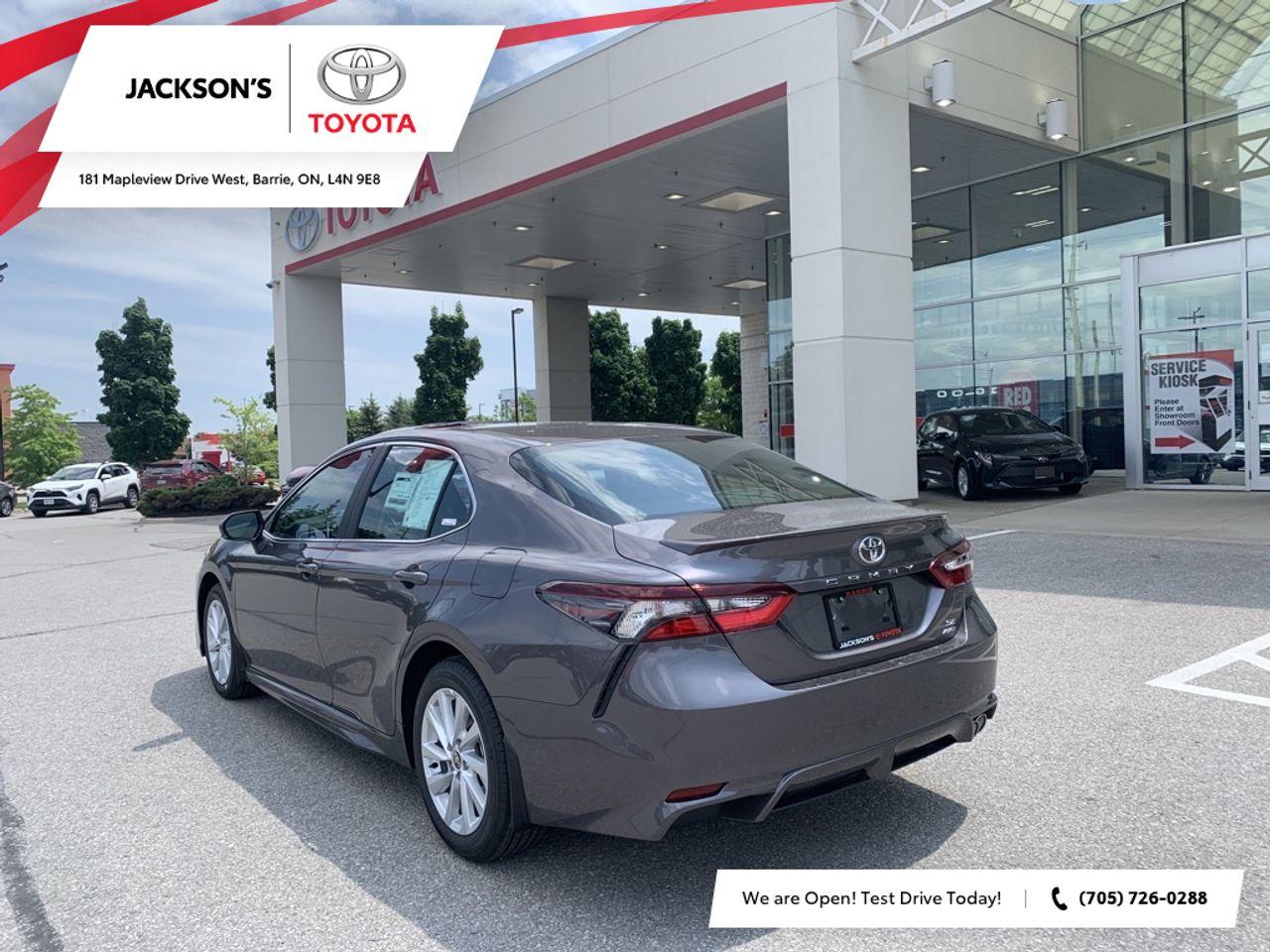 2021 Toyota Camry SE-2