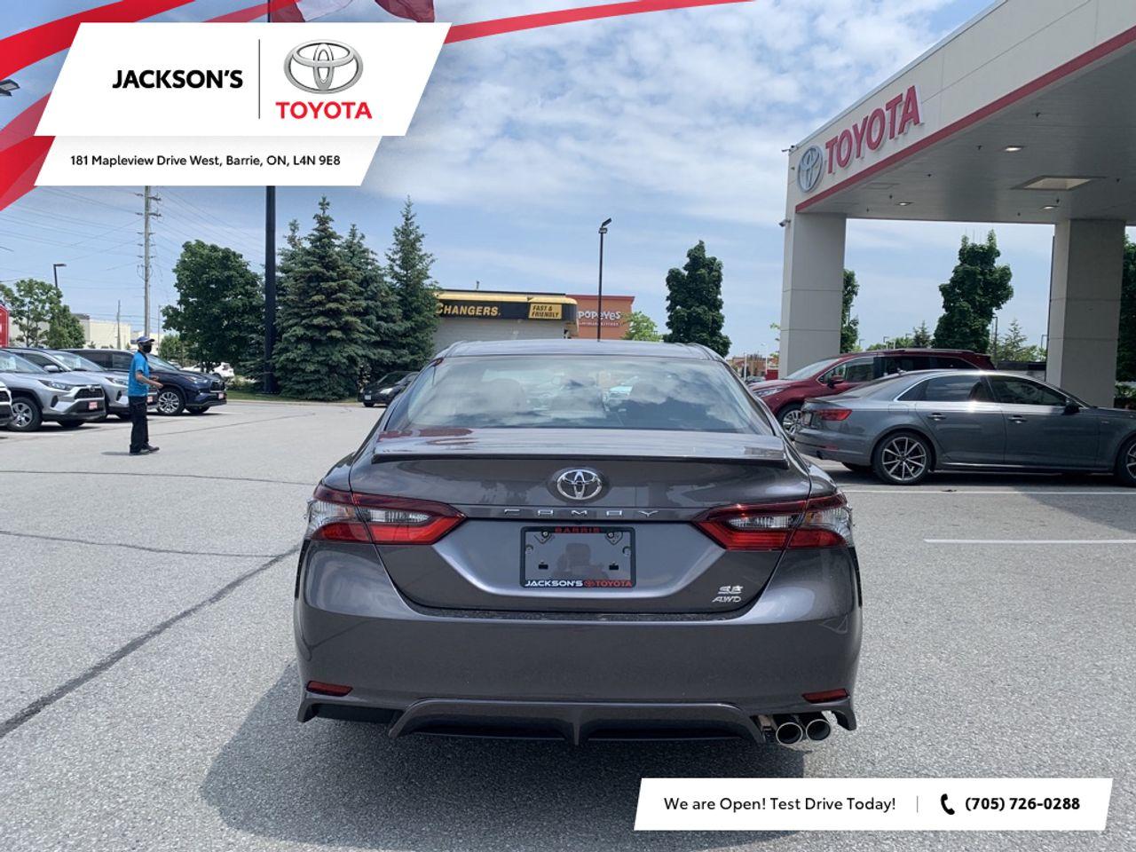 2021 Toyota Camry SE-3