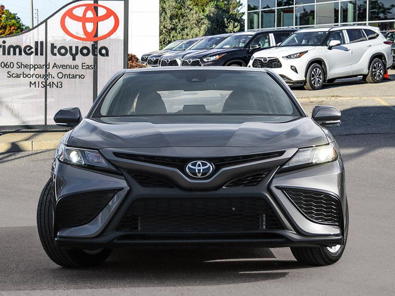 2021 Toyota Camry SE-1