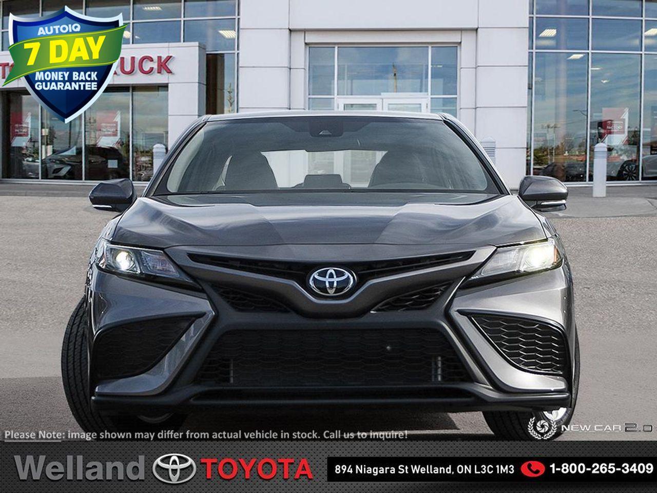 2021 Toyota Camry SE-1