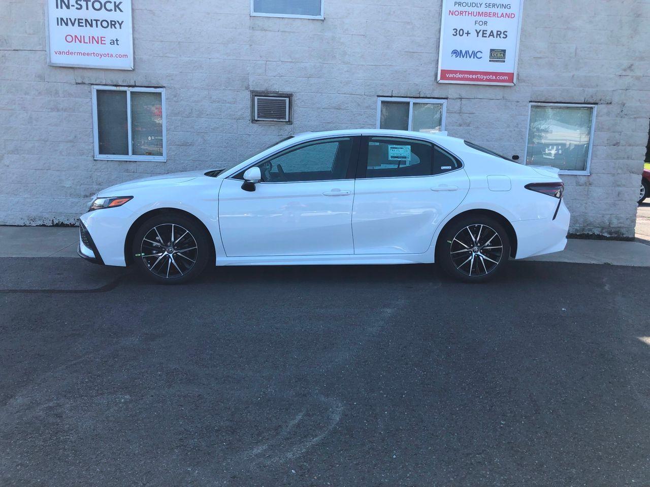 2021 Toyota Camry SE-2