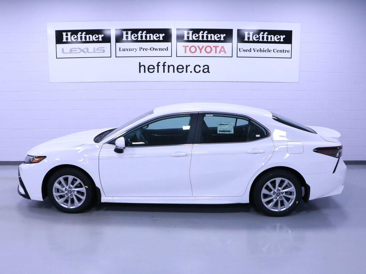 2021 Toyota Camry SE-1
