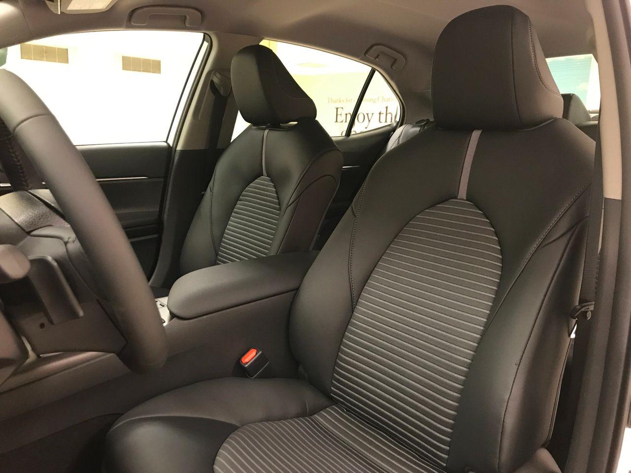 2021 Toyota Camry SE-2