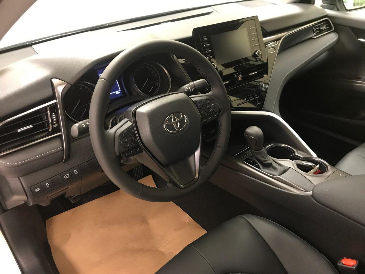2021 Toyota Camry SE-3