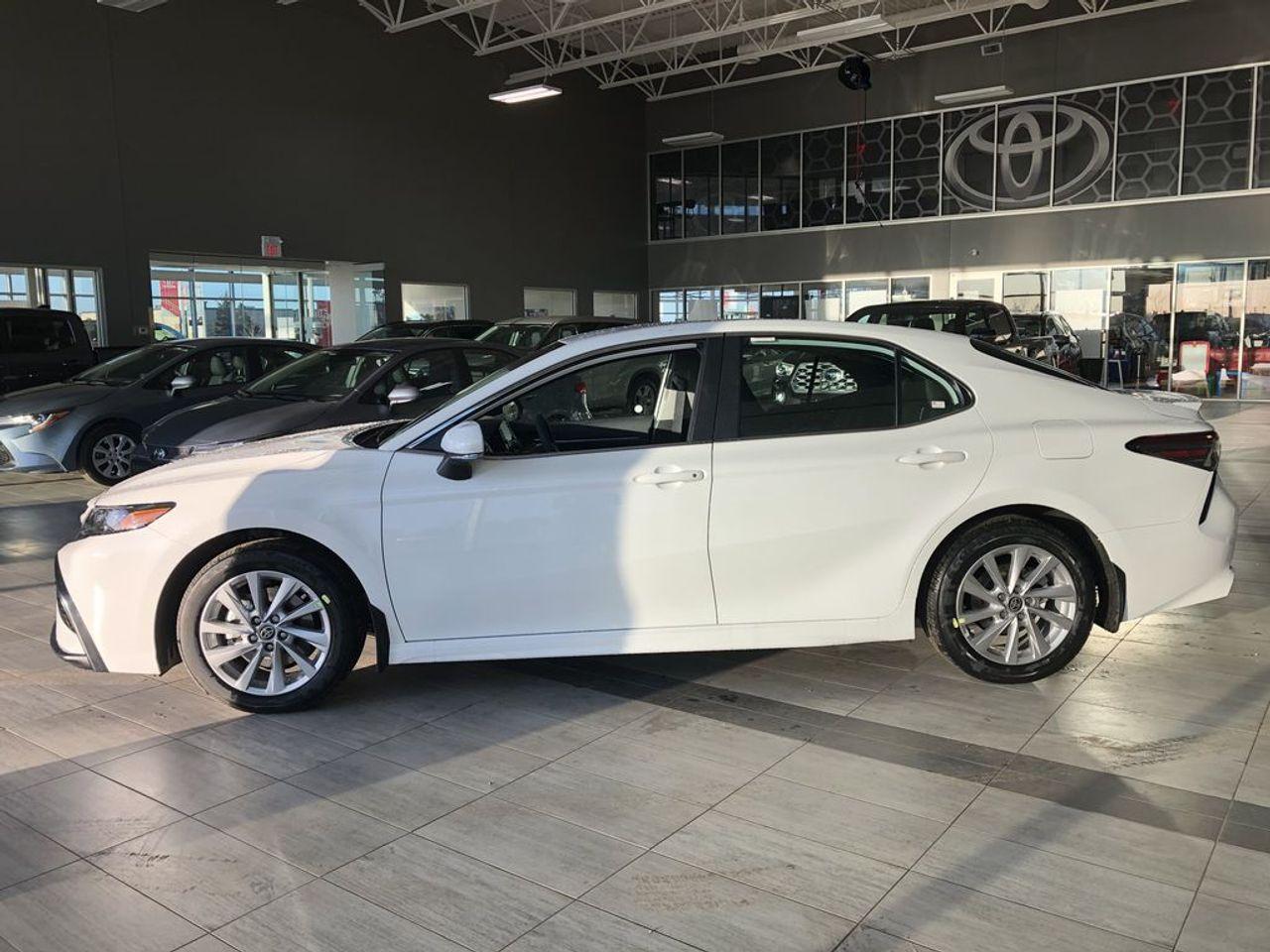 2021 Toyota Camry SE-4