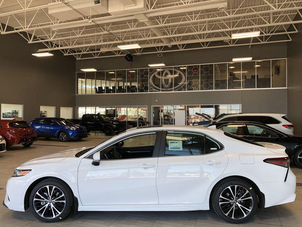 2021 Toyota Camry SE-3