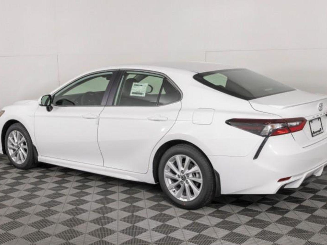 2021 Toyota Camry SE-4