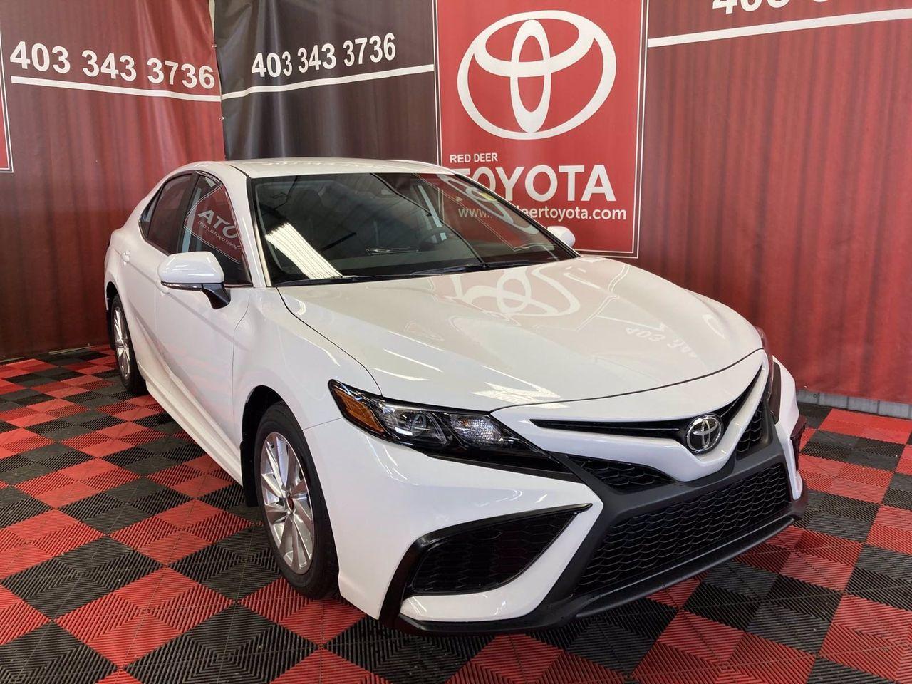 2021 Toyota Camry SE-1