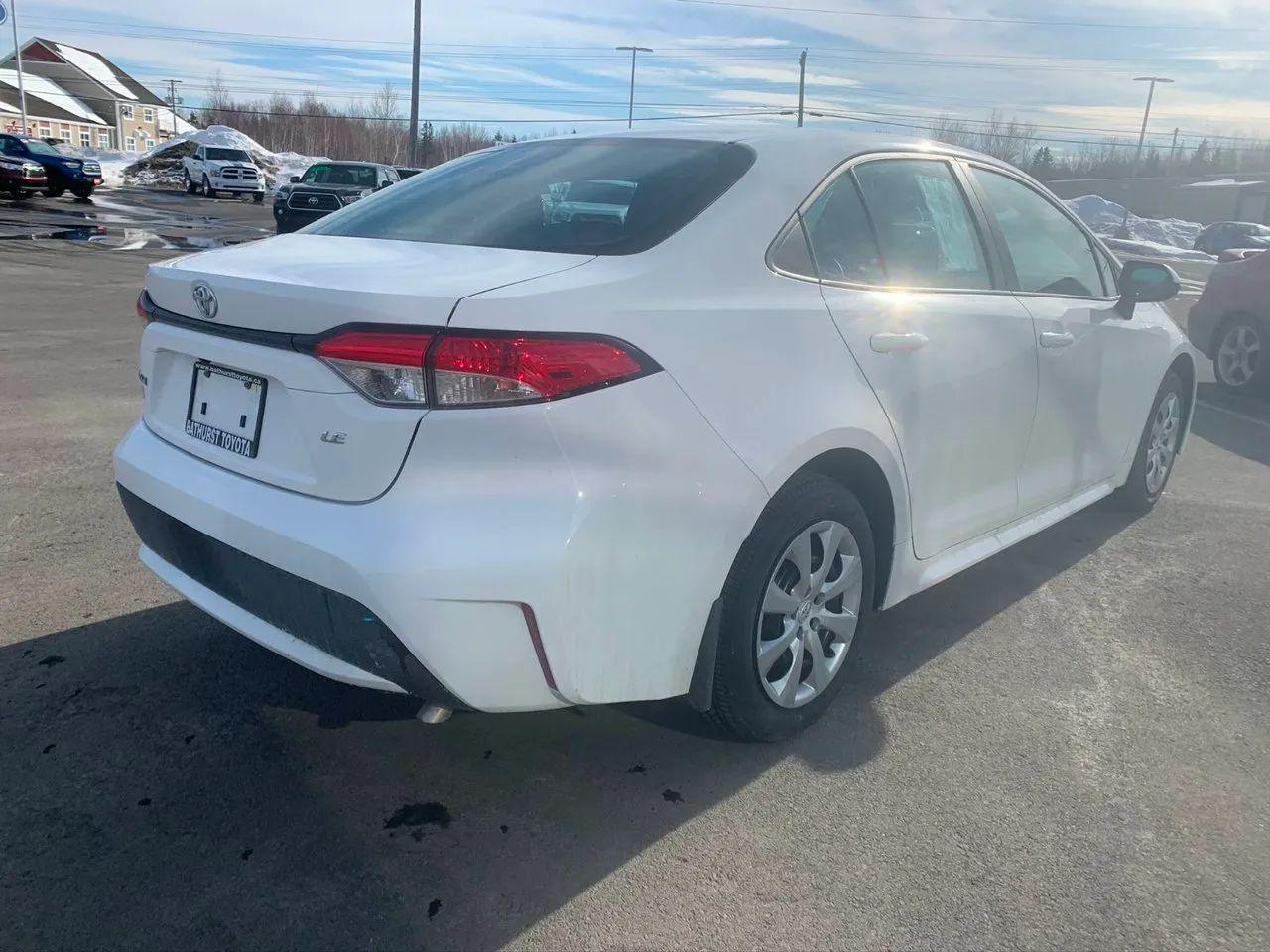 2021 Toyota Corolla LE-4