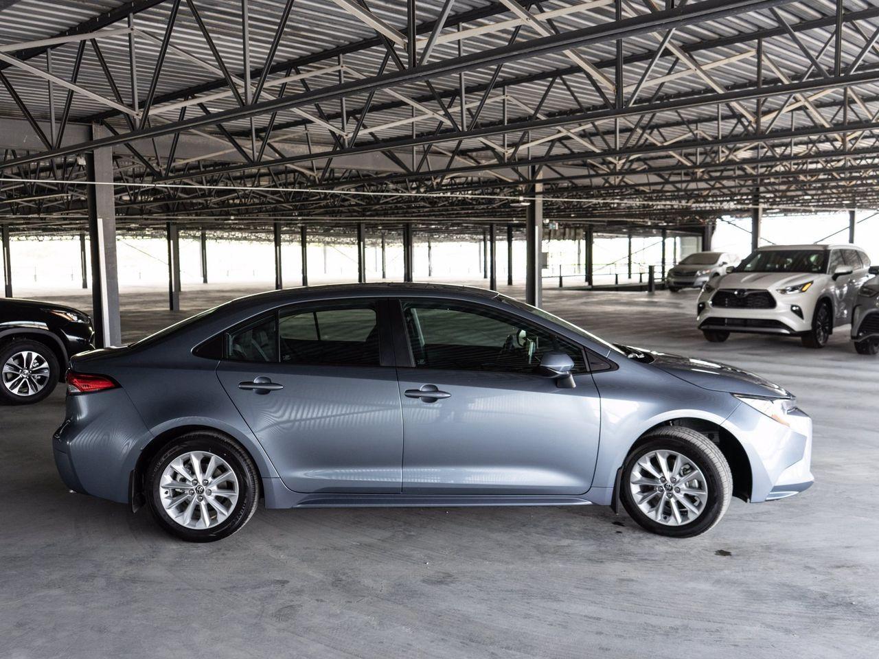 2021 Toyota Corolla LE-4