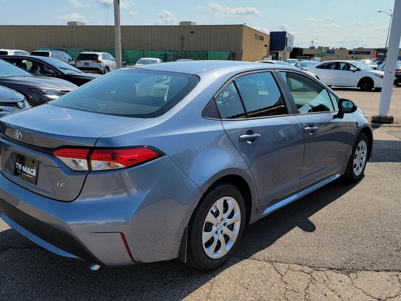 2021 Toyota Corolla LE-4