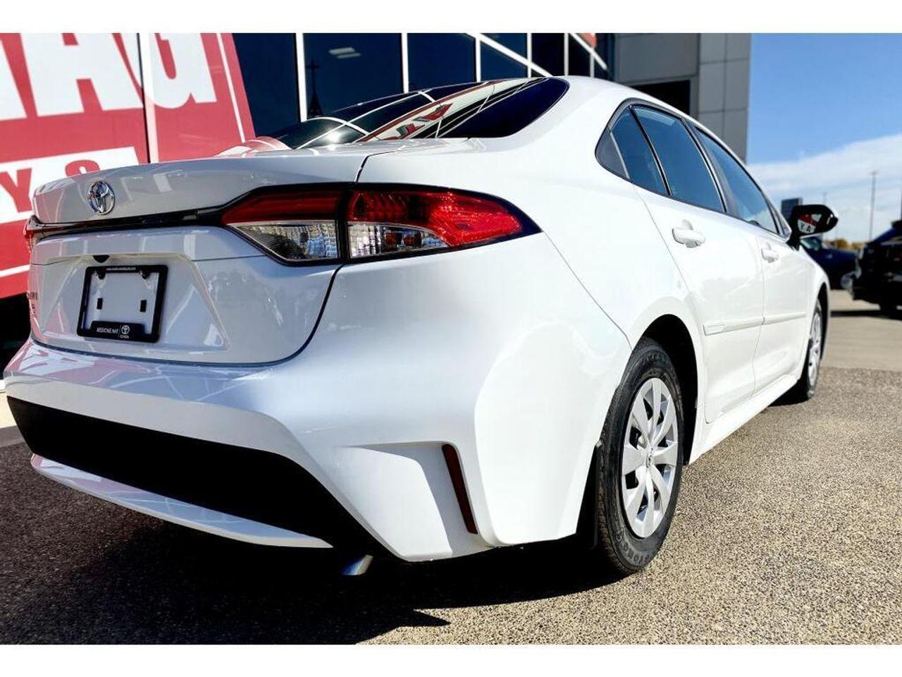 2021 Toyota Corolla LE-4