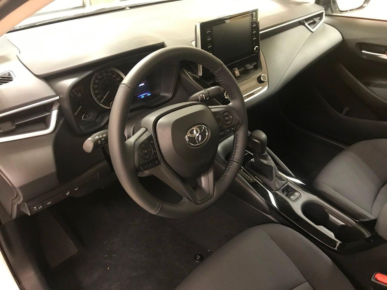 2021 Toyota Corolla LE-3