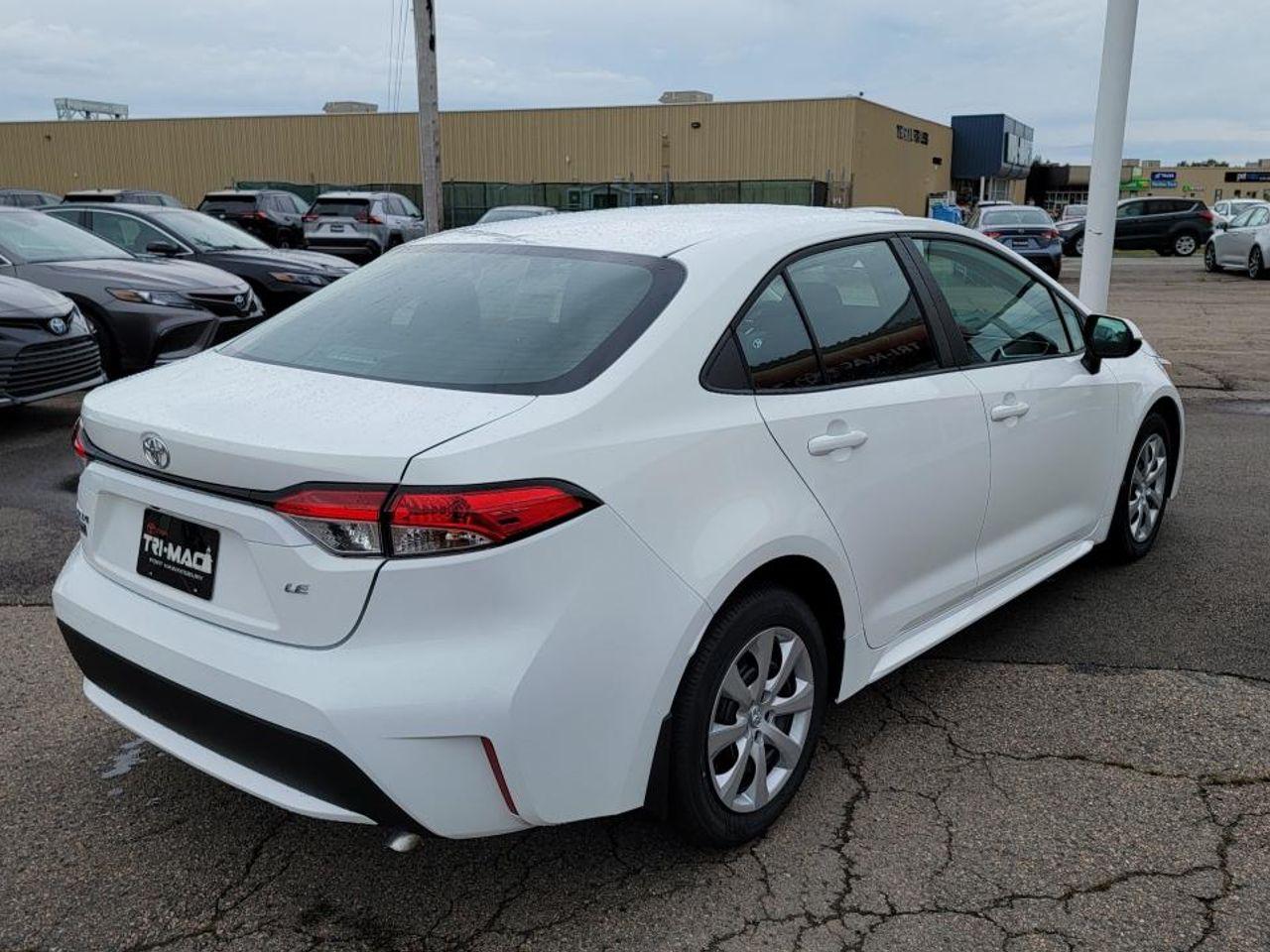 2021 Toyota Corolla LE-4