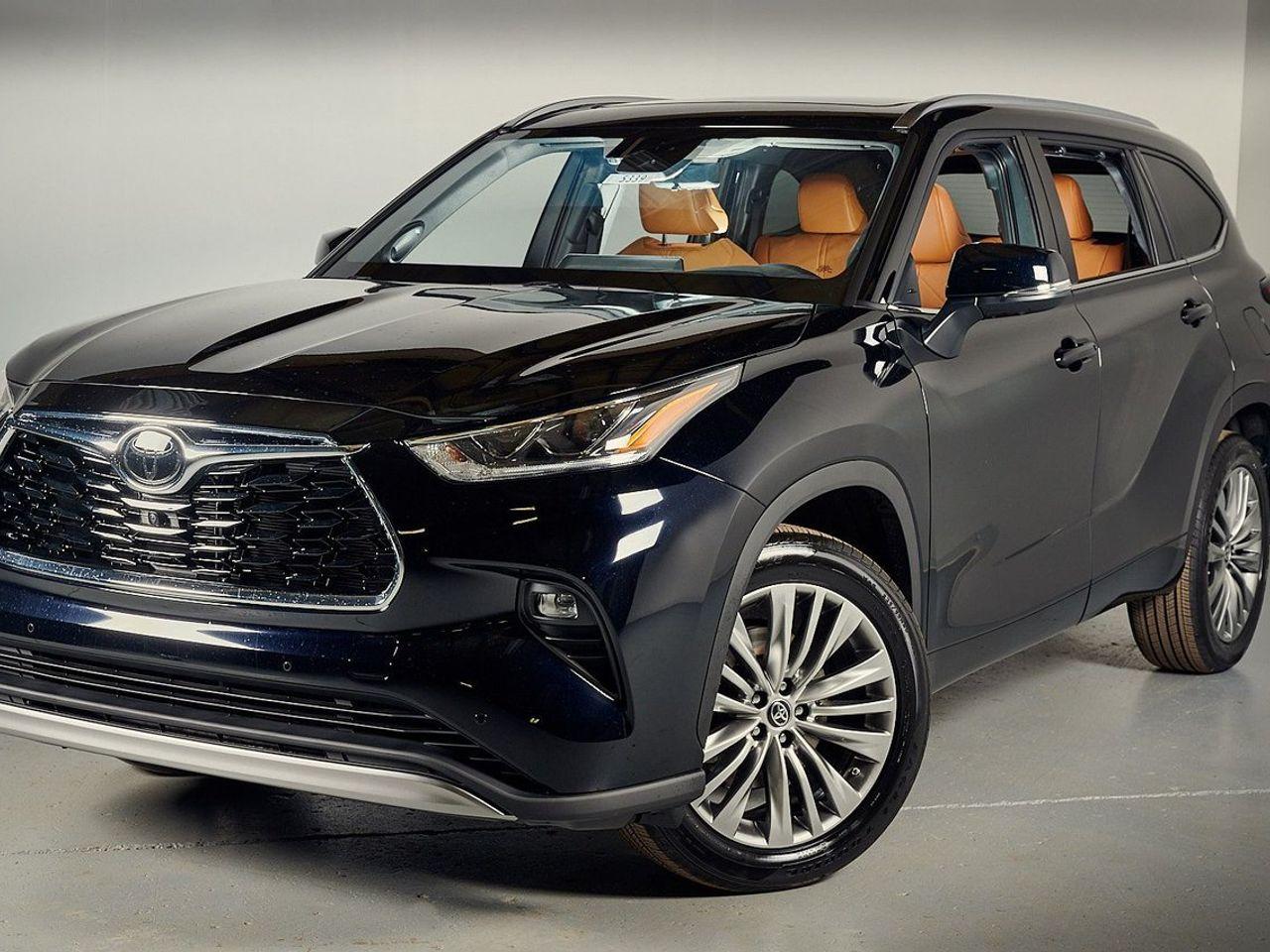 2021 Toyota Highlander Limited-0