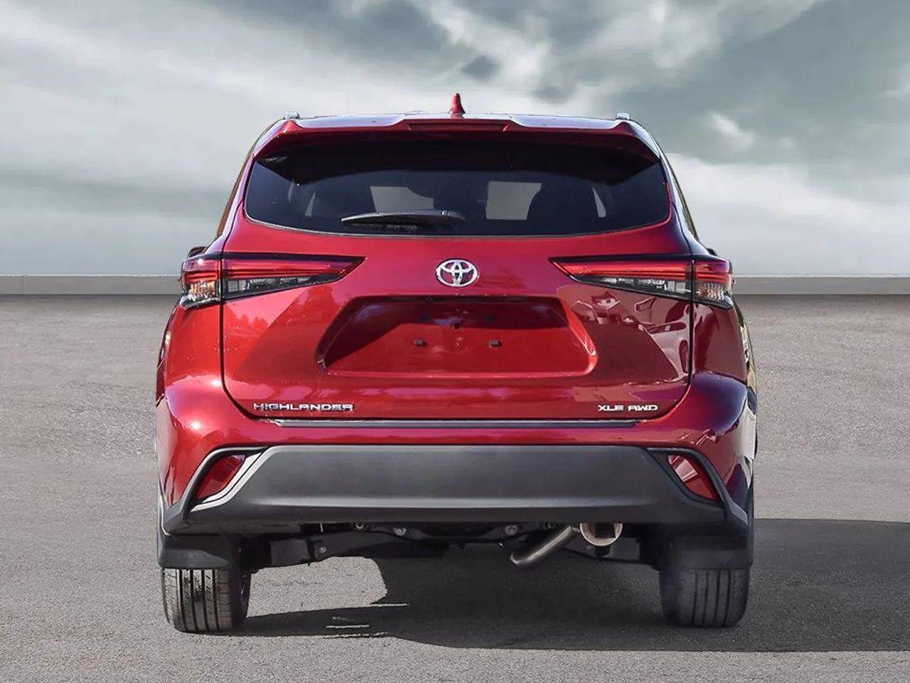 2021 Toyota Highlander XLE-4