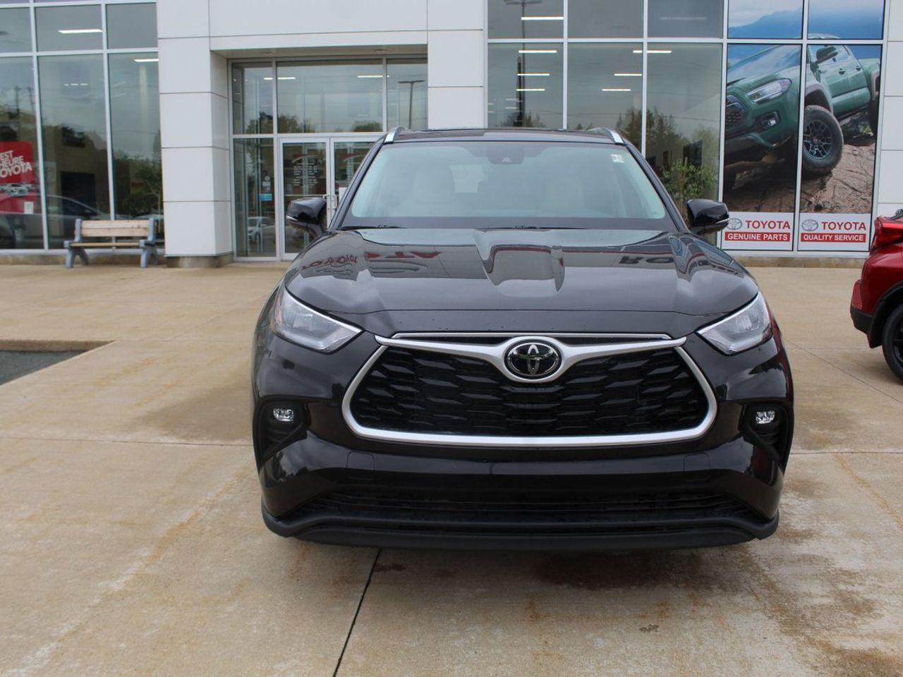 2021 Toyota Highlander XLE-2
