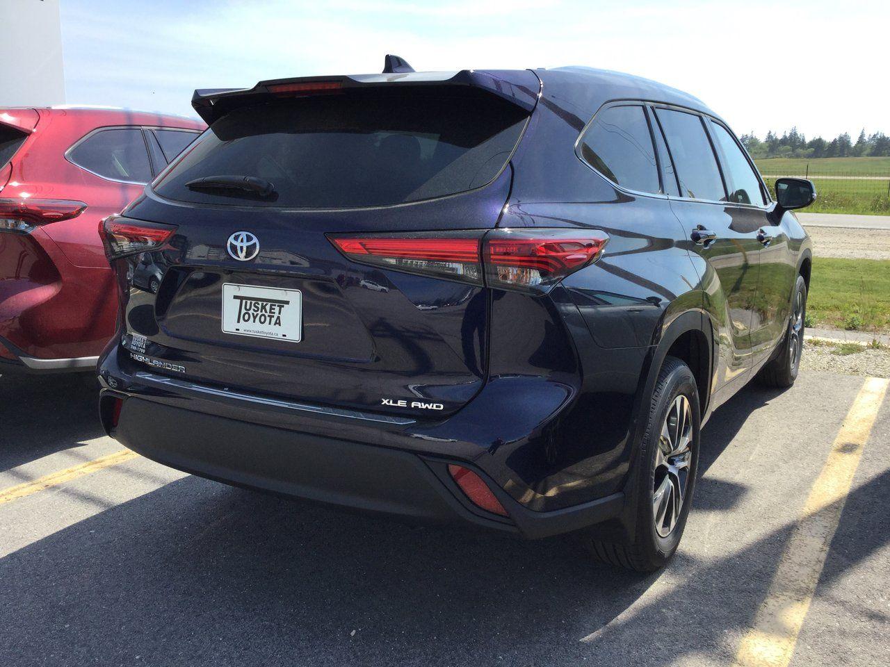 2021 Toyota Highlander XLE-2