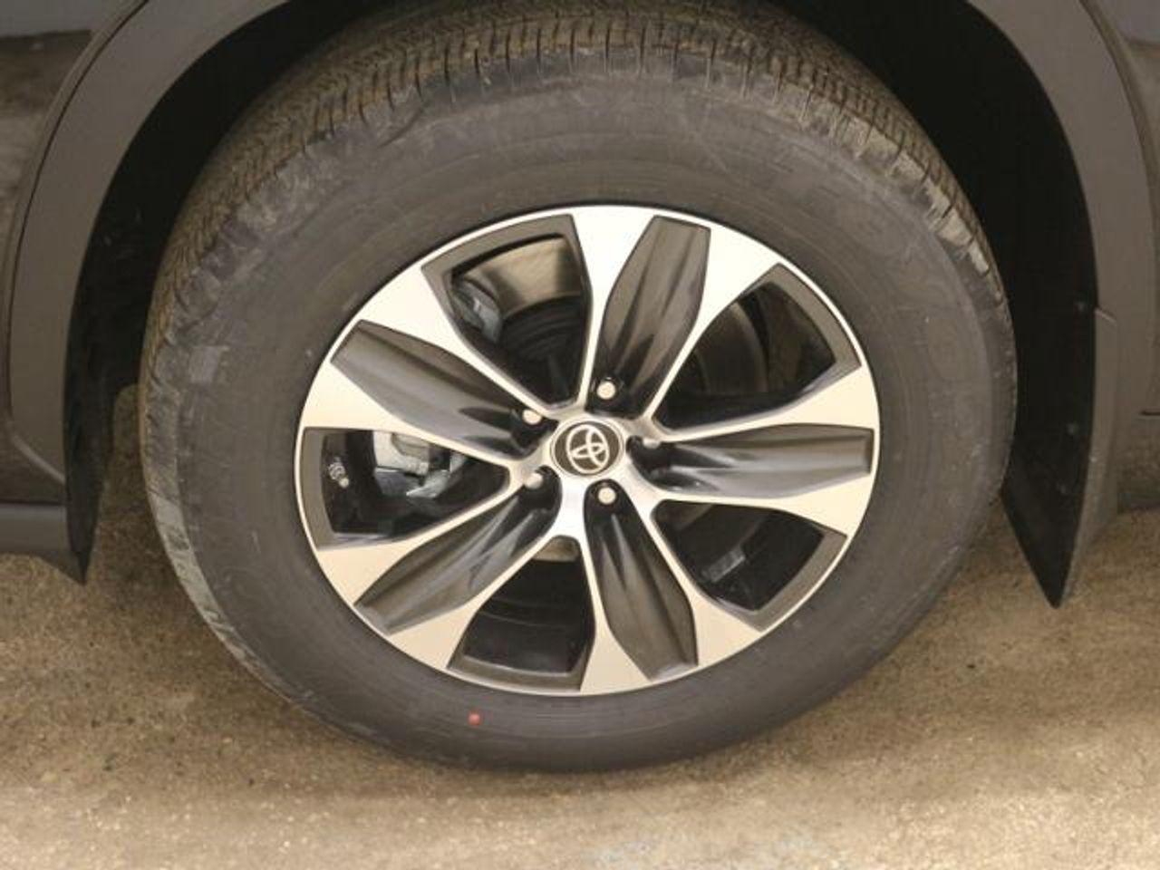 2021 Toyota Highlander XLE-4