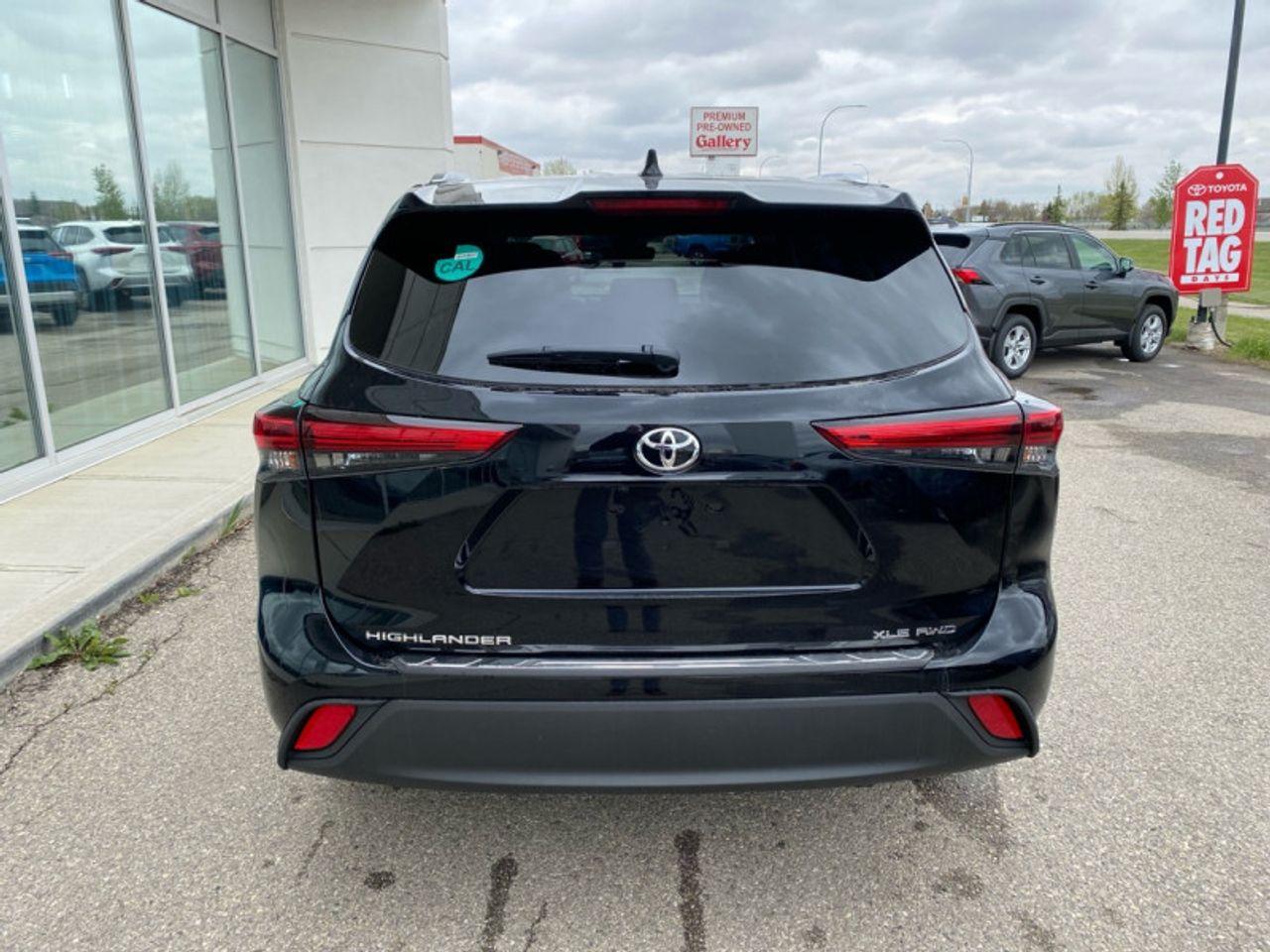 2021 Toyota Highlander XLE-4