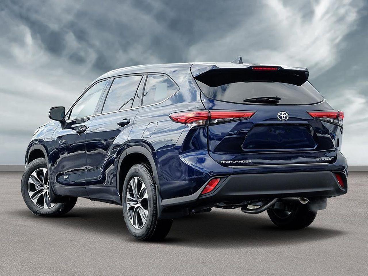 2021 Toyota Highlander XLE-3