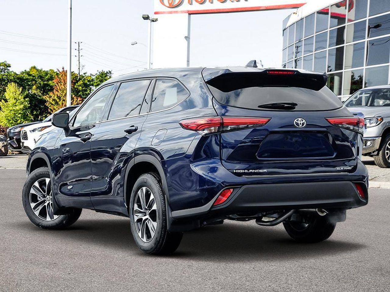 2021 Toyota Highlander XLE-3