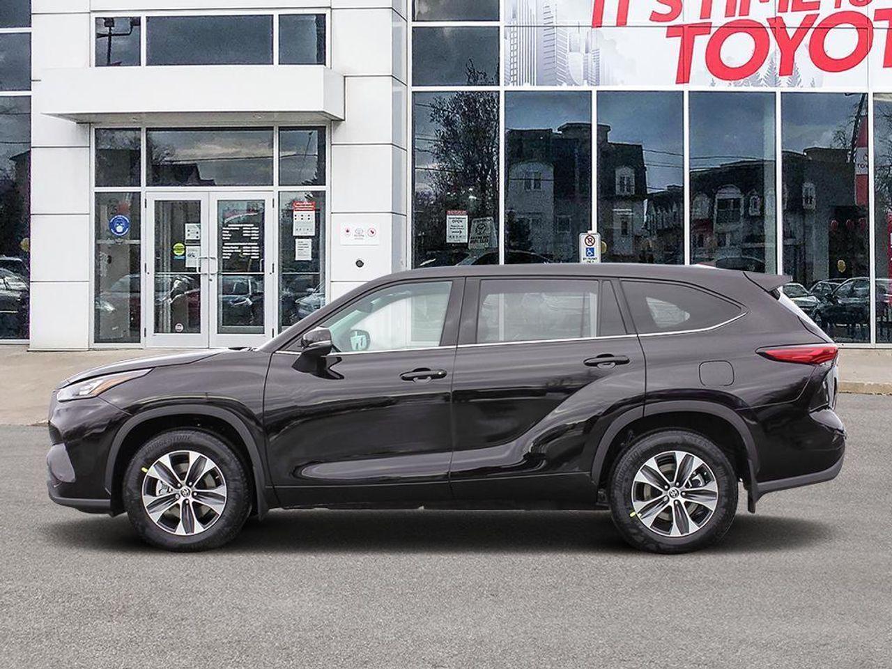 2021 Toyota Highlander XLE-2