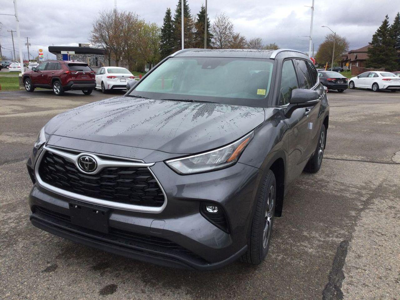 2021 Toyota Highlander XLE-1