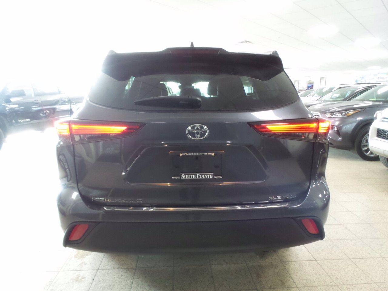 2021 Toyota Highlander XLE-4