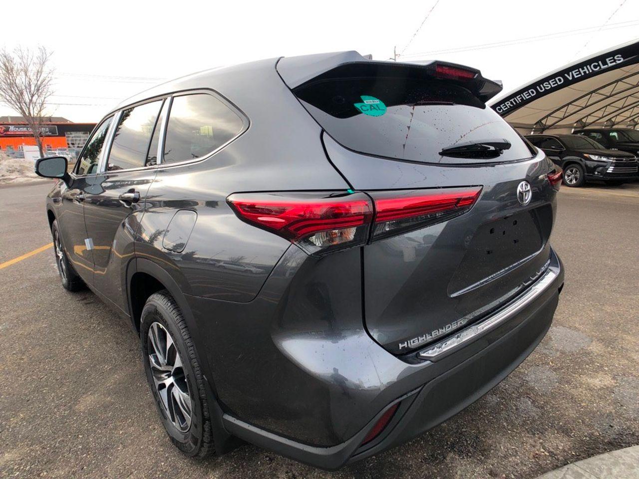 2021 Toyota Highlander XLE-4